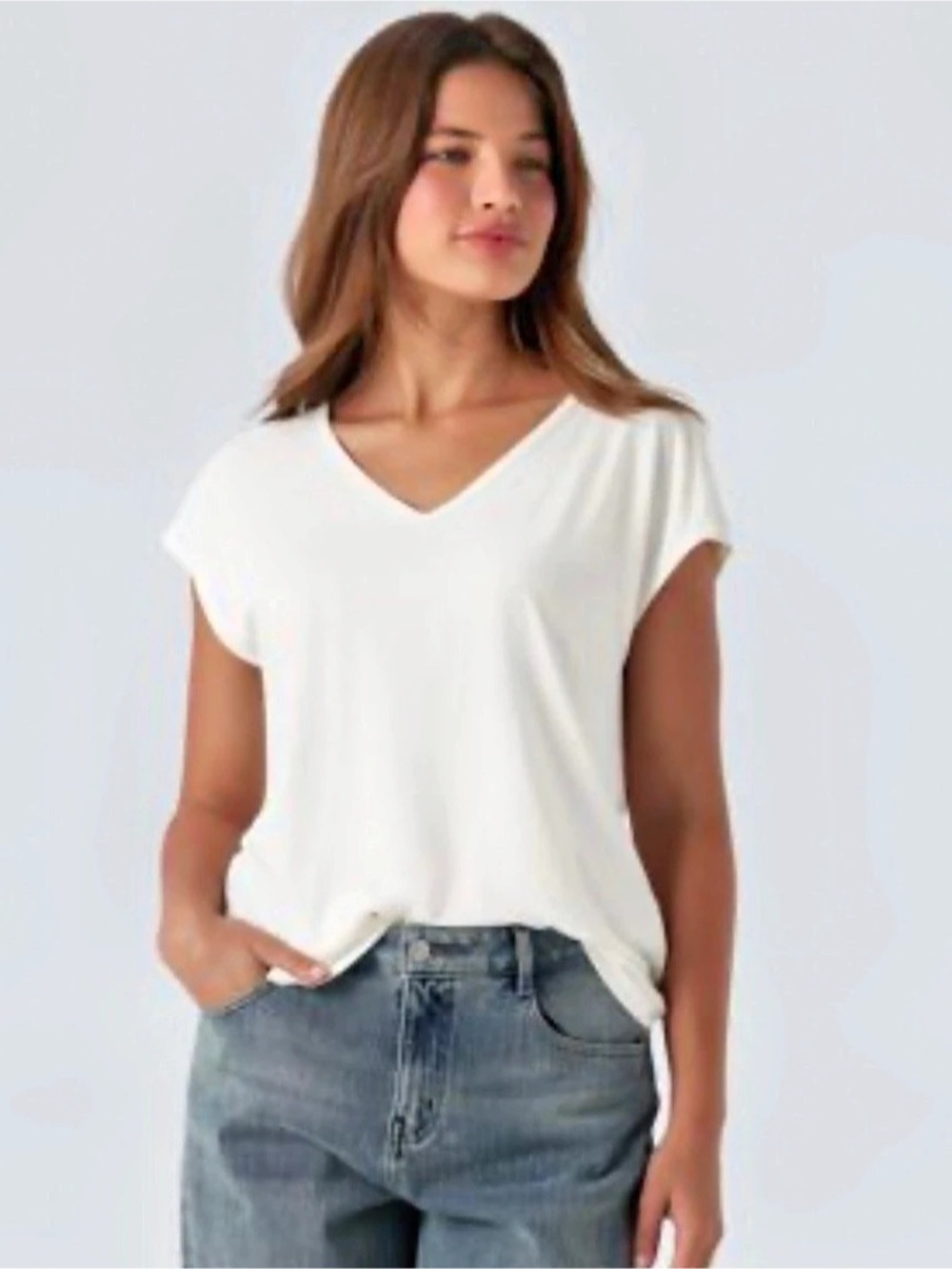 Halara V-Neck Tee White